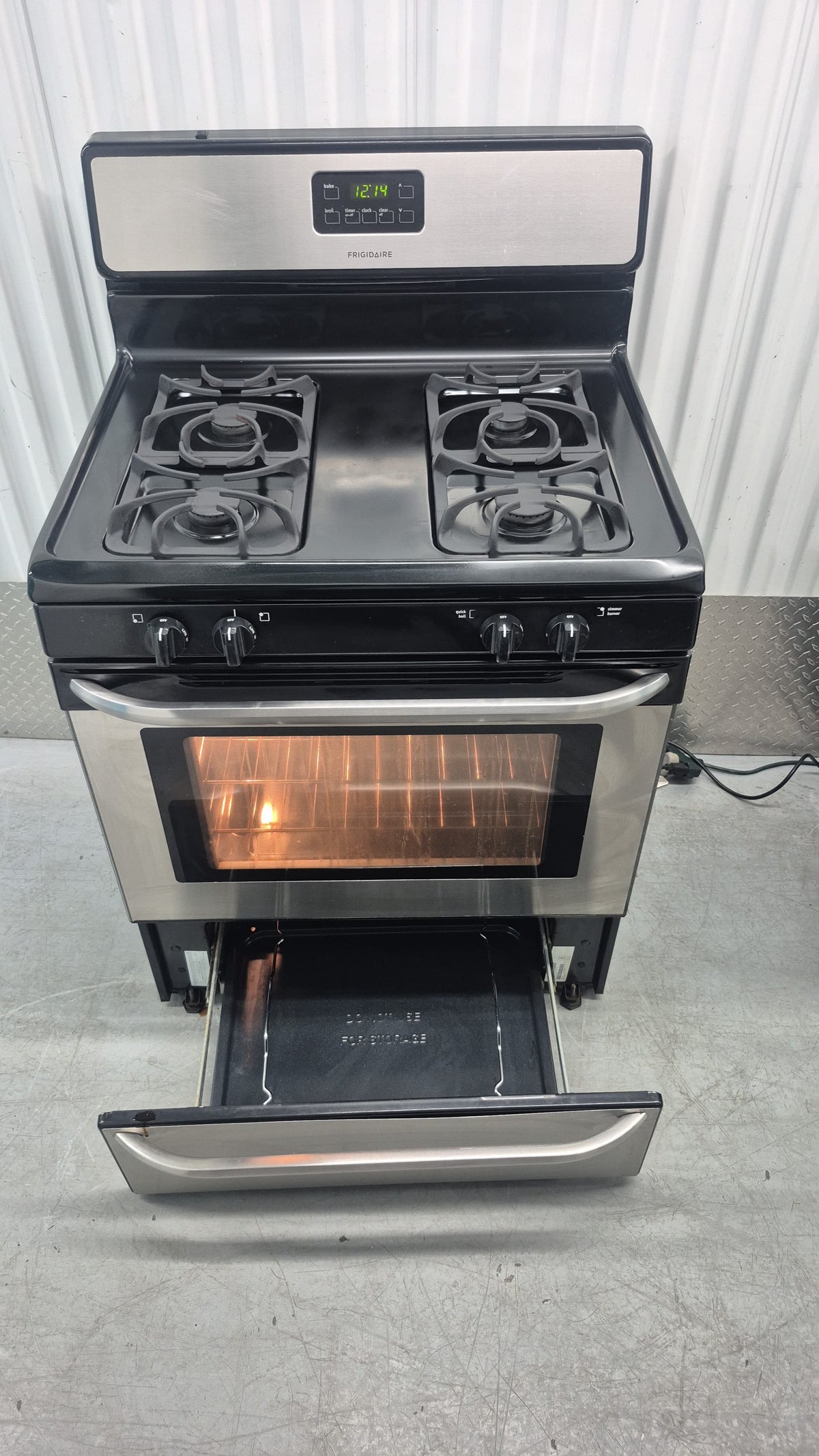 Frigidaire 30-Inch Stainless Steel Gas Stove – 4-Burner Range with Oven